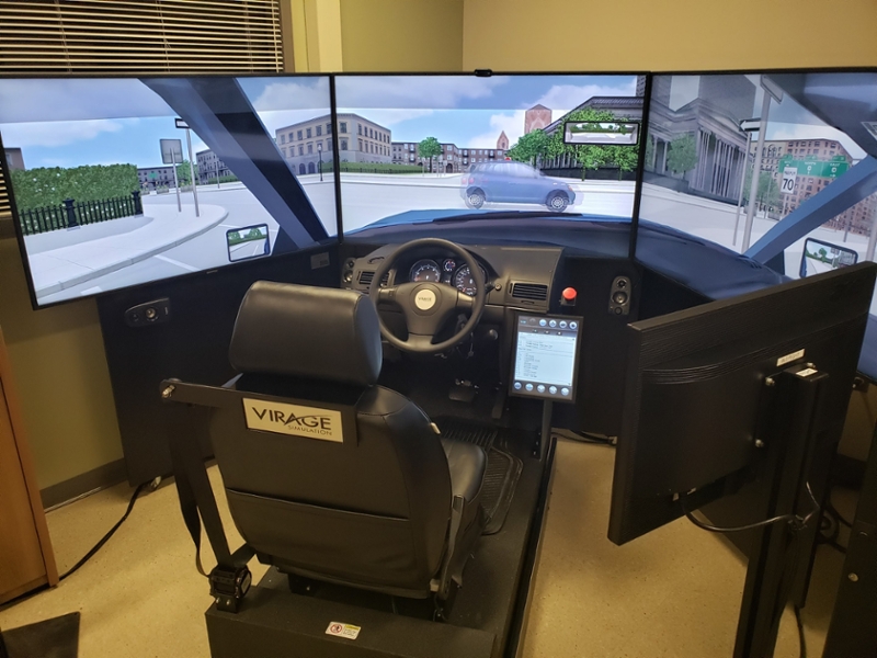 Passenger vehicle simulator
